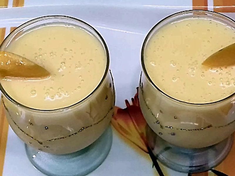 Yogurt With Mango Juice