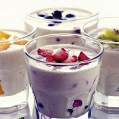 Yogurt with honey and fruits juice