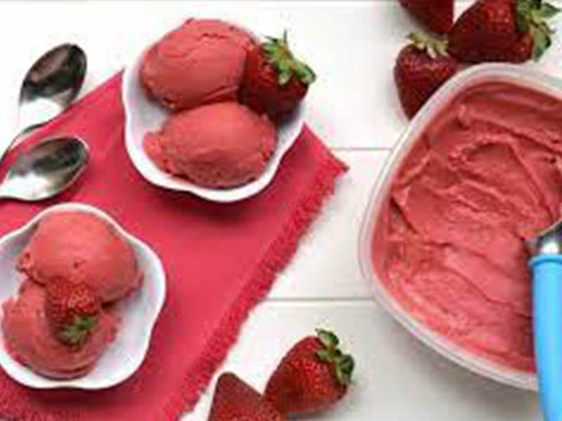 Iced Strawberry Yogurt