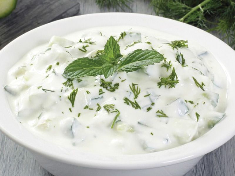 yogurt with cucumber