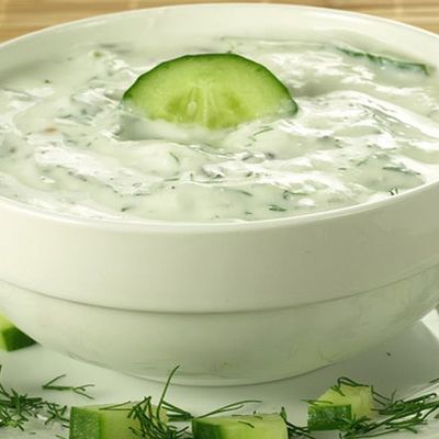 لبن مع خيار