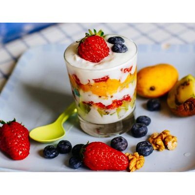 Yogurt Fruits