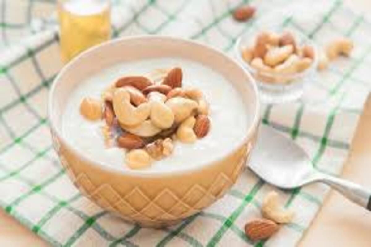 Nuts yogurt