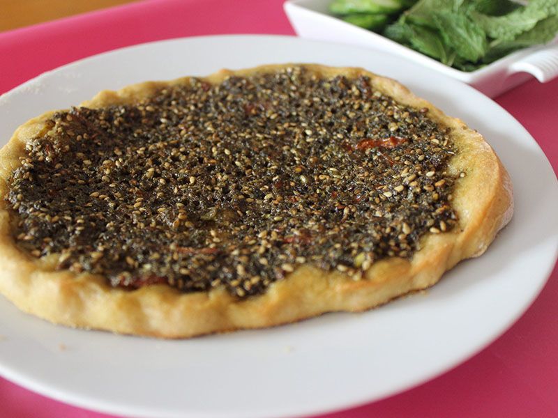 Thyme Manoucheh