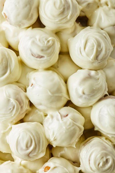 Zalabia With White Chocolate Medium