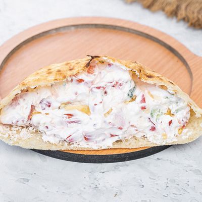 ساندويتش جبنة مع طماطم