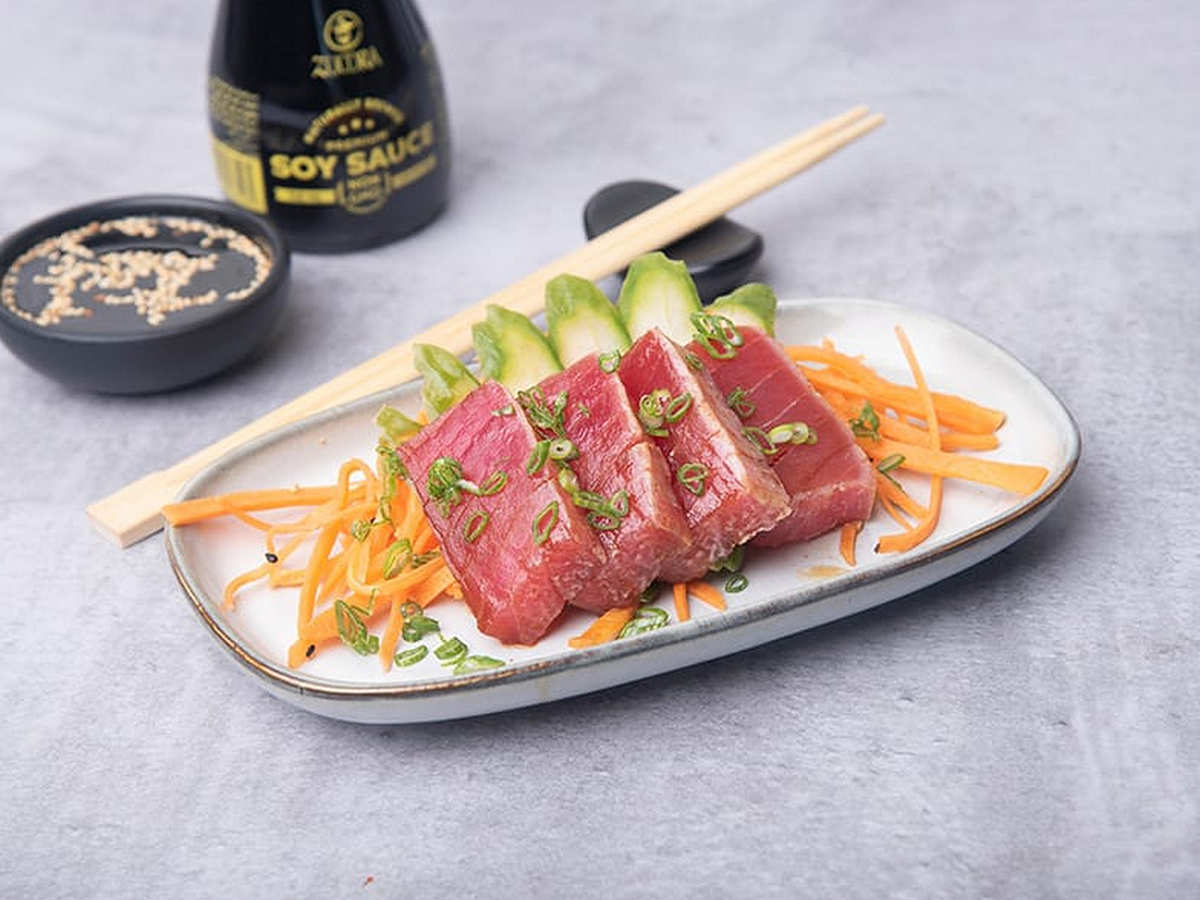 Tuna sashimi