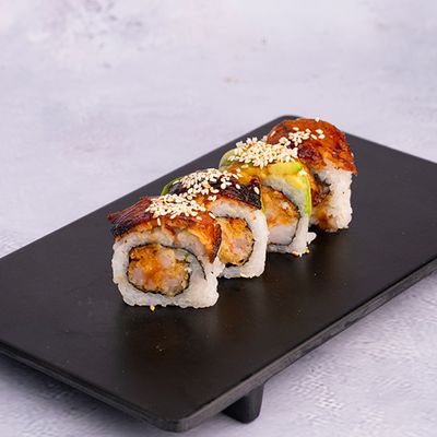 Salmon Tartar Roll