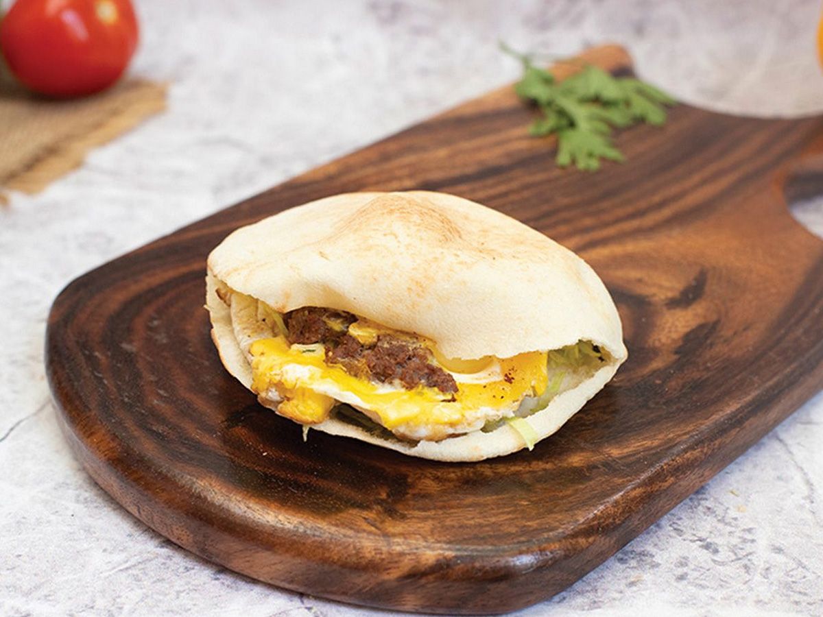 Sandwich Pastrami Eggs