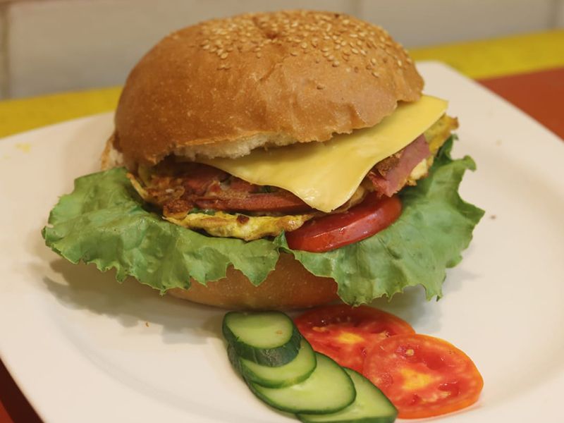 Omelet Turkey Sandwich