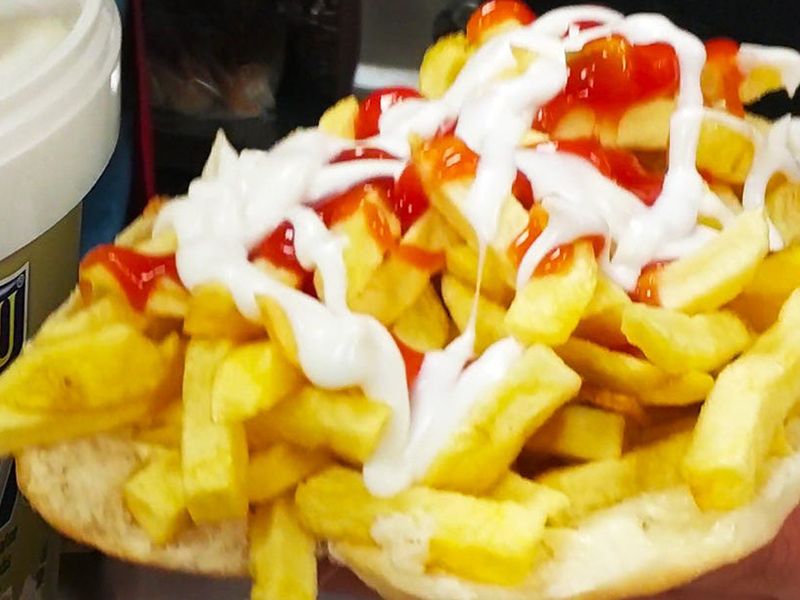 French Fries Sandwich With Mozzarella Cheese