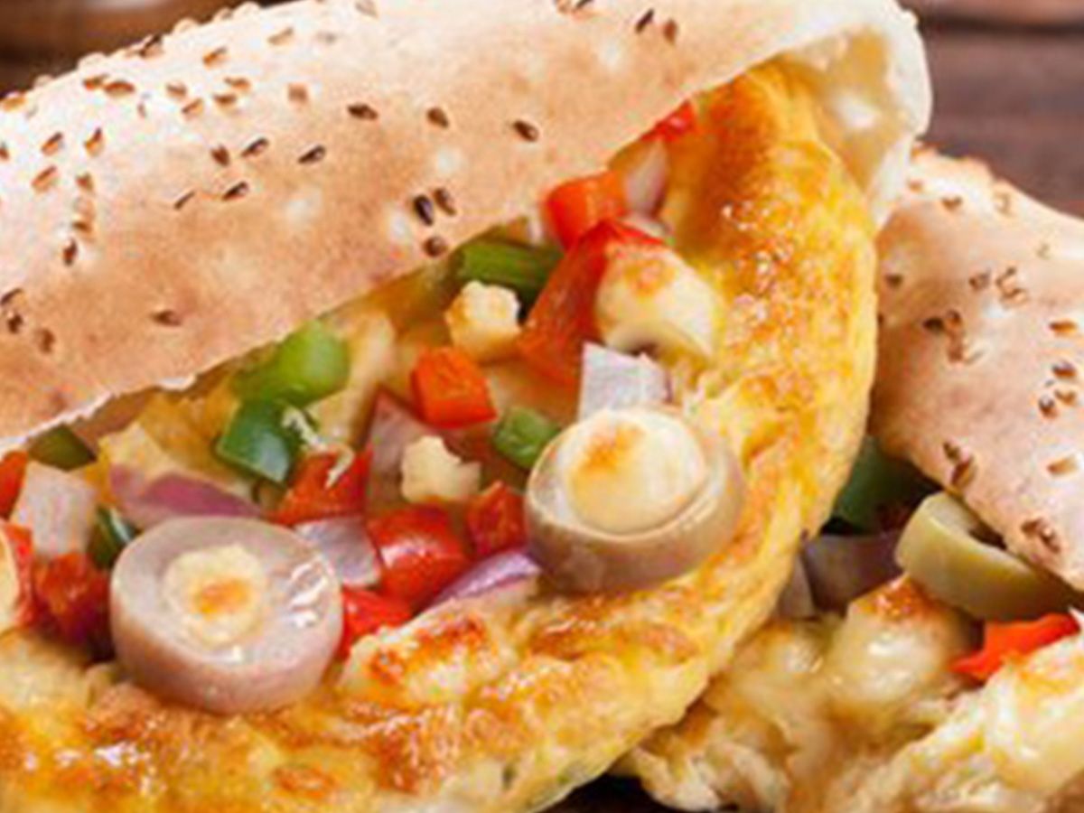 Shami Pizza Egg Sandwich