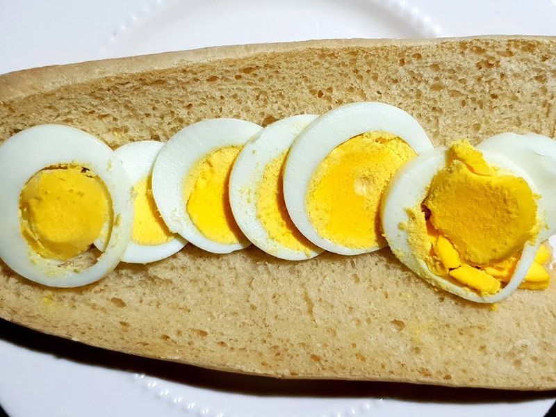 Boiled Eggs Sandwich