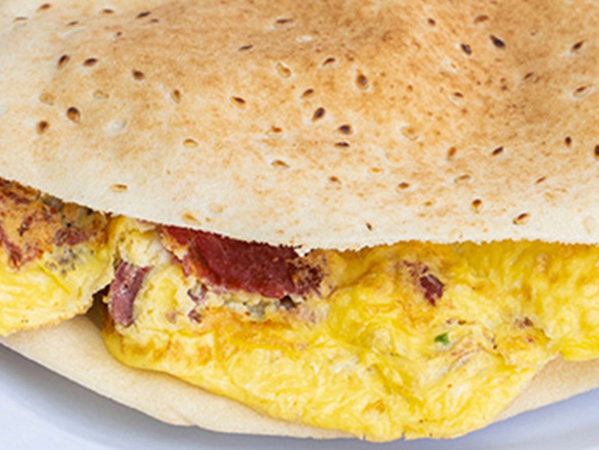 Boiled egg sandwich with baladi ghee