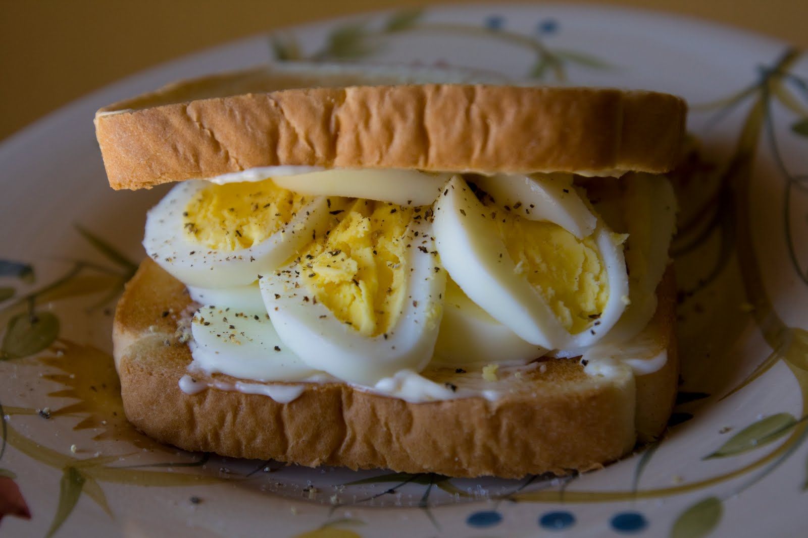 Fried Boiled Egg Sandwich