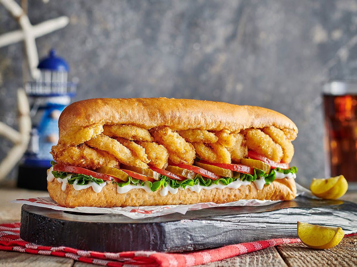 Shrimp sandwich with Thousand Island Sauce