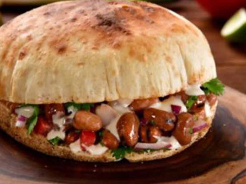 Shami Foul With Olive Oil Sandwich