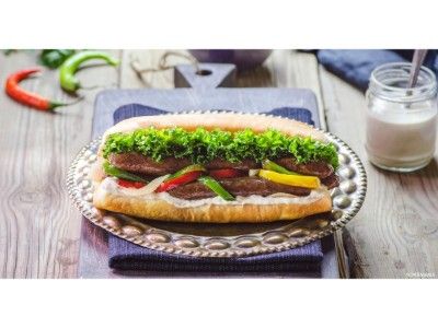 Oriental Sausage With Eggs Sandwich