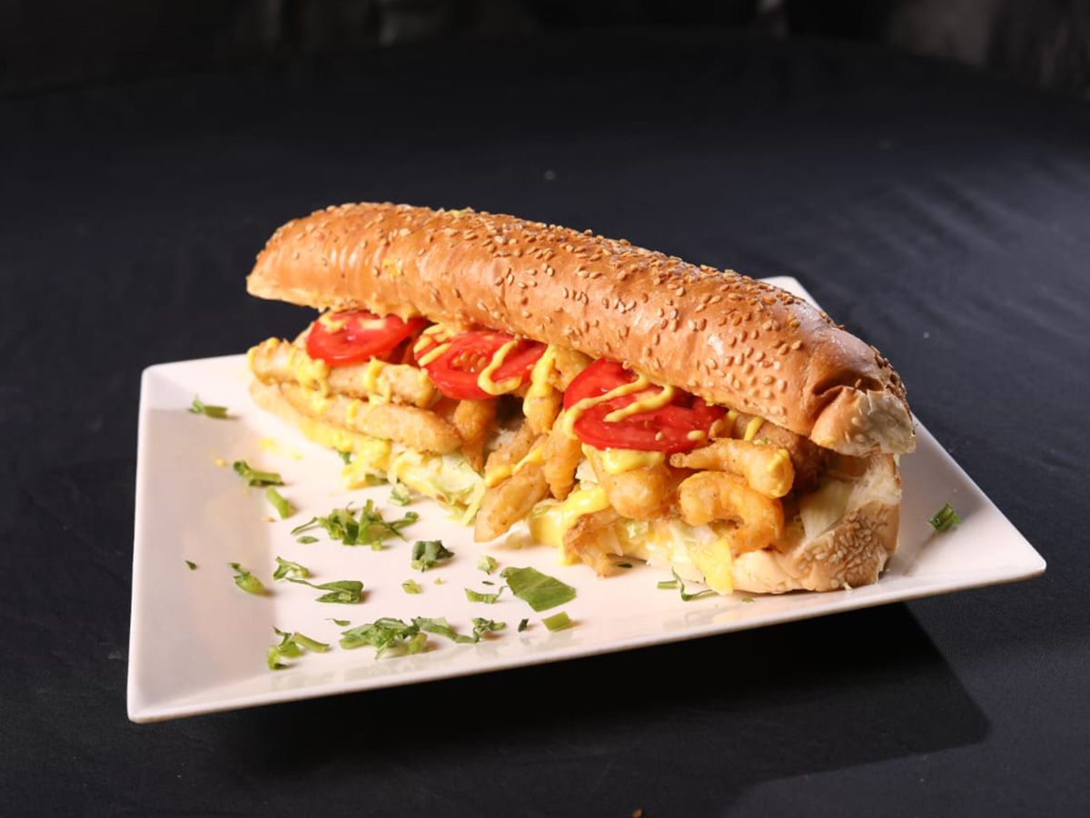 mix seafood french sandwich