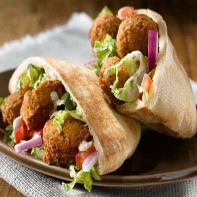 Ein Alkatakut Taamia Sandwich