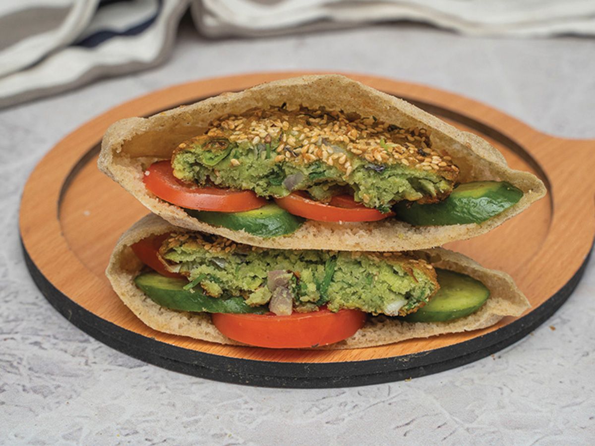 Stuffed Taamia sandwich
