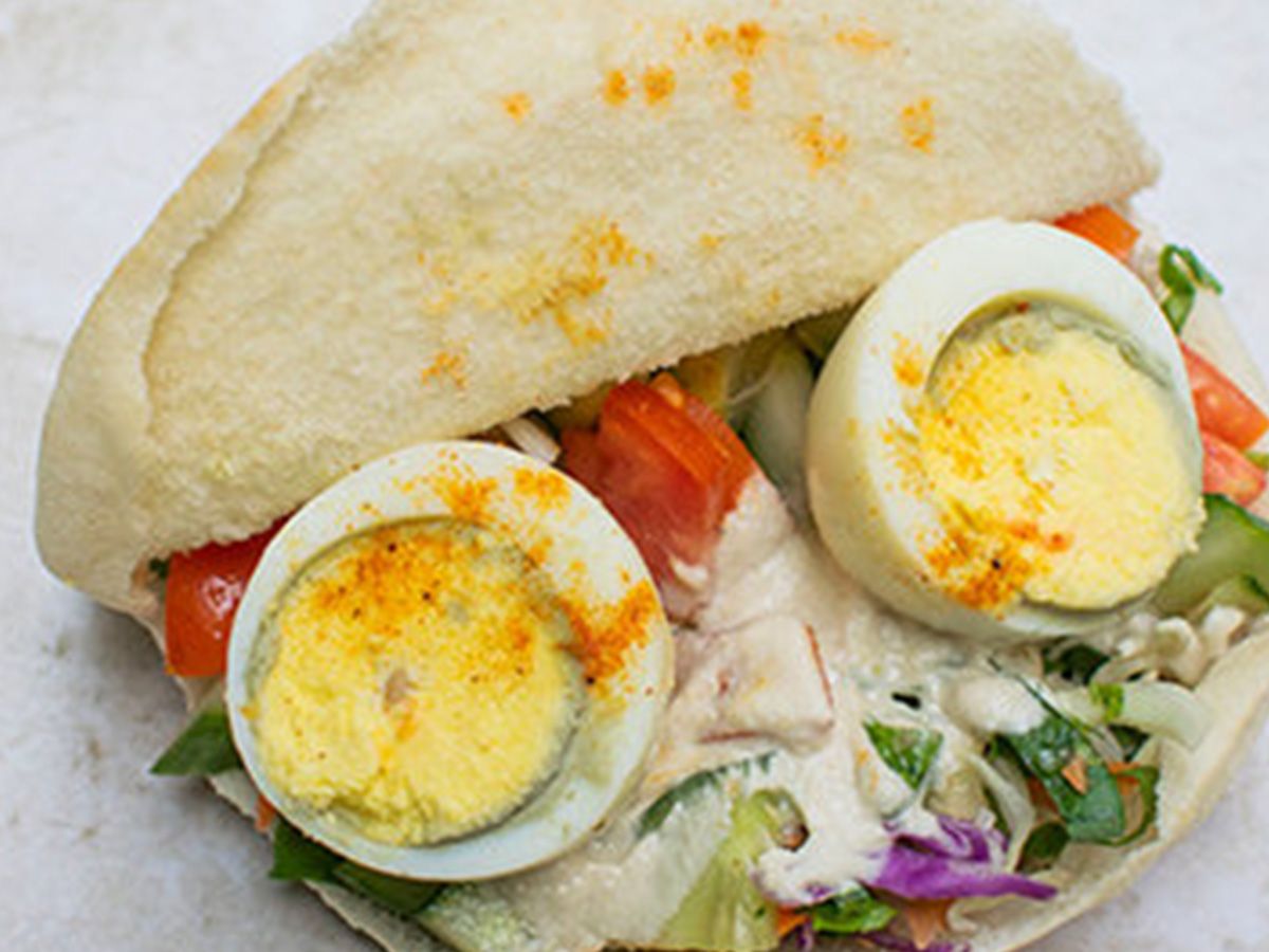 Shami Taamia with Eggs Sandwich