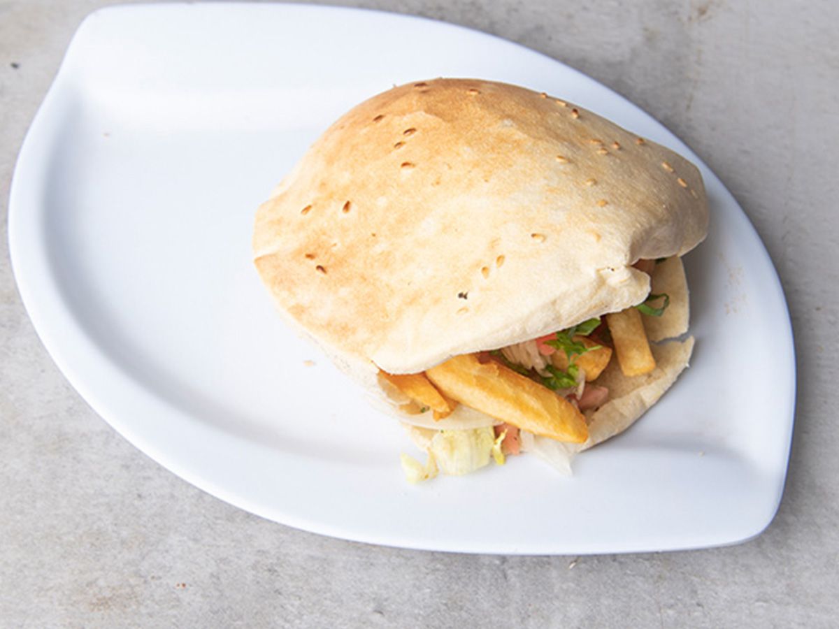 Shami Ain Katkot with Potatoes Sandwich