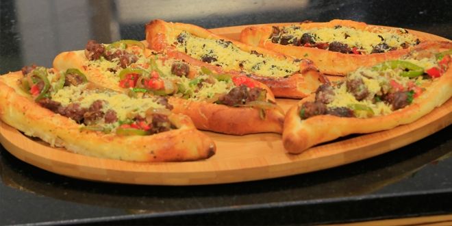 Oriental Sausage Pie Sandwich