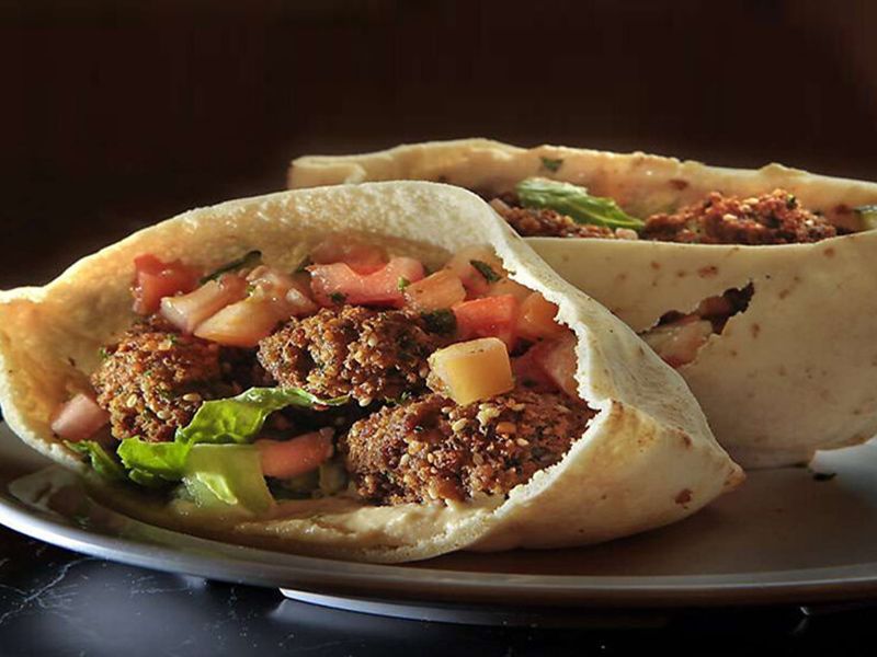 Stuffed Taamia Sandwich