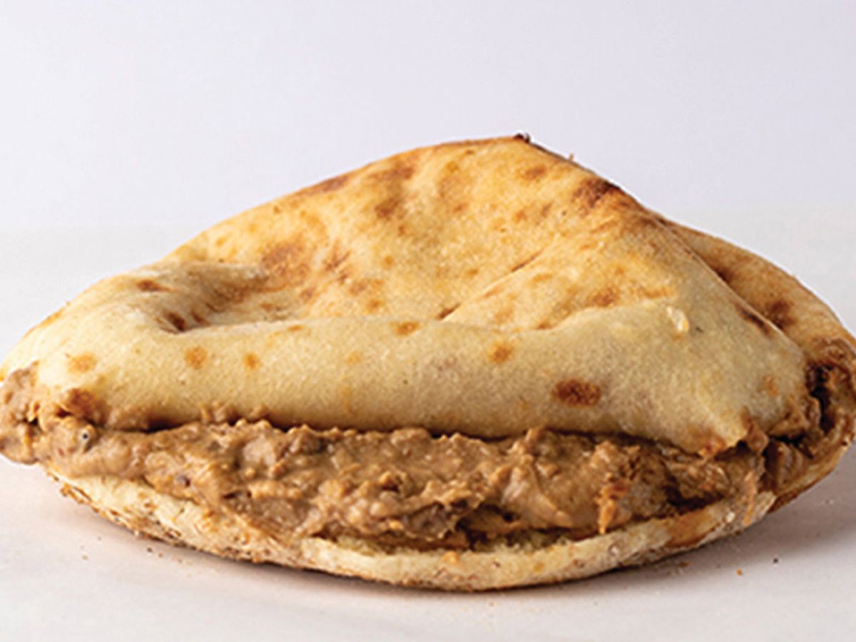 Foul with butter sandwich