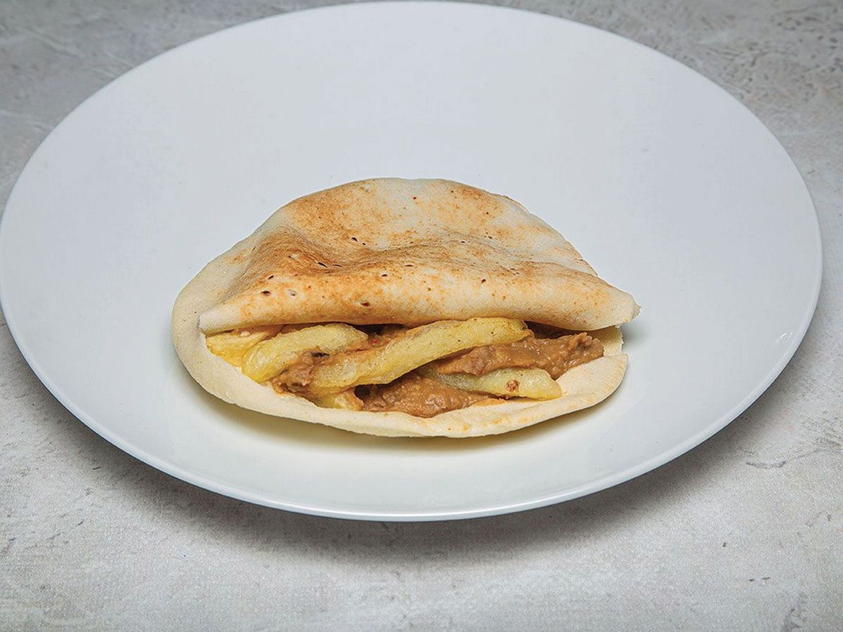 Foul potato sandwich