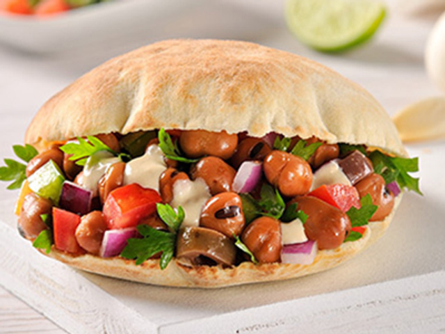 Chickpeas Foul Sandwich