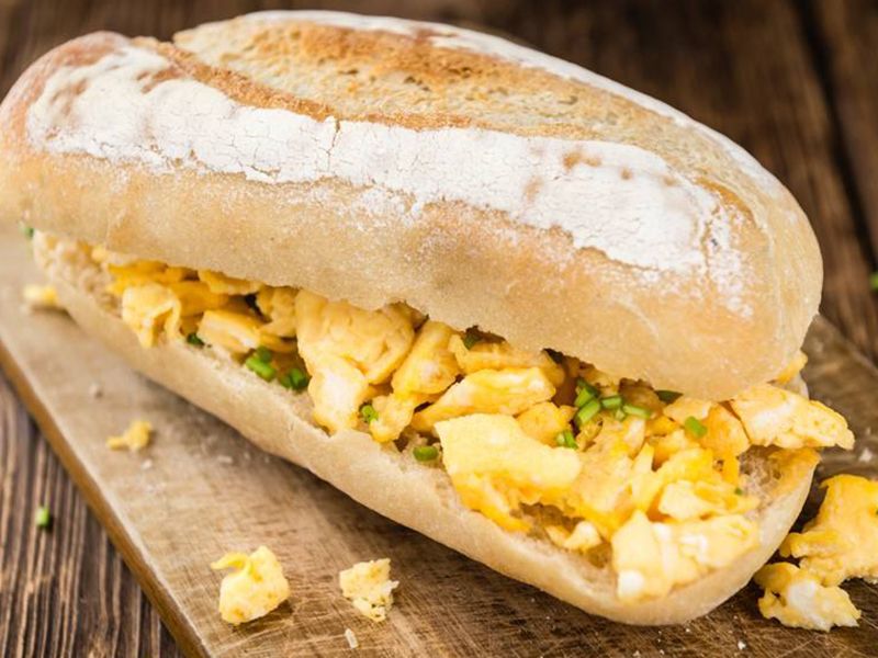 Mashed Potato With Fried Eggs Sandwich