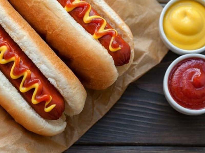 hot dog sandwich