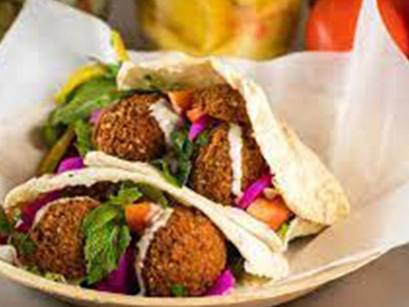 Stuffed Taamia Sandwich