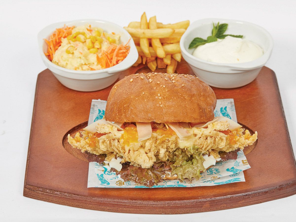 Crispy Chicken Sultan Sandwich Combo