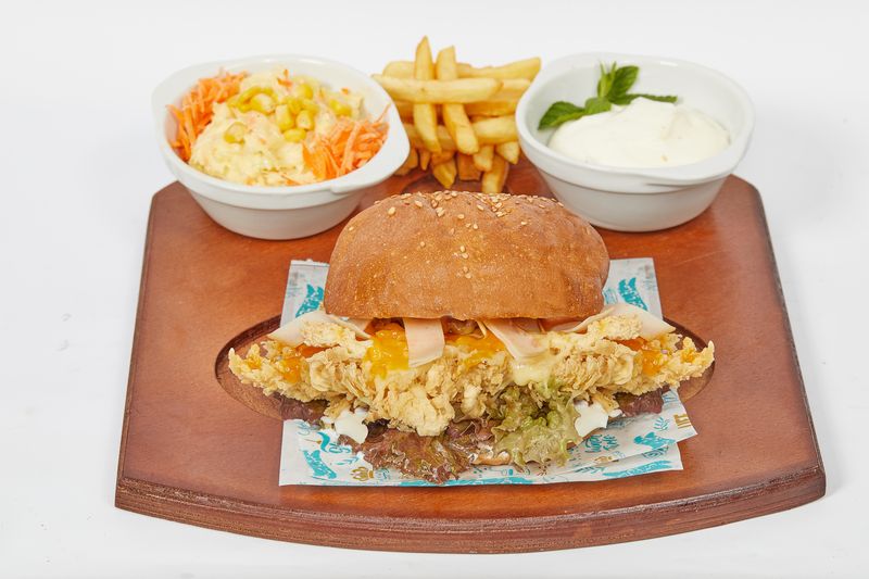 Crispy Chicken Sultan Sandwich