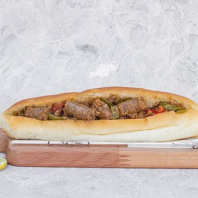 ساندويتش سجق شرقي
