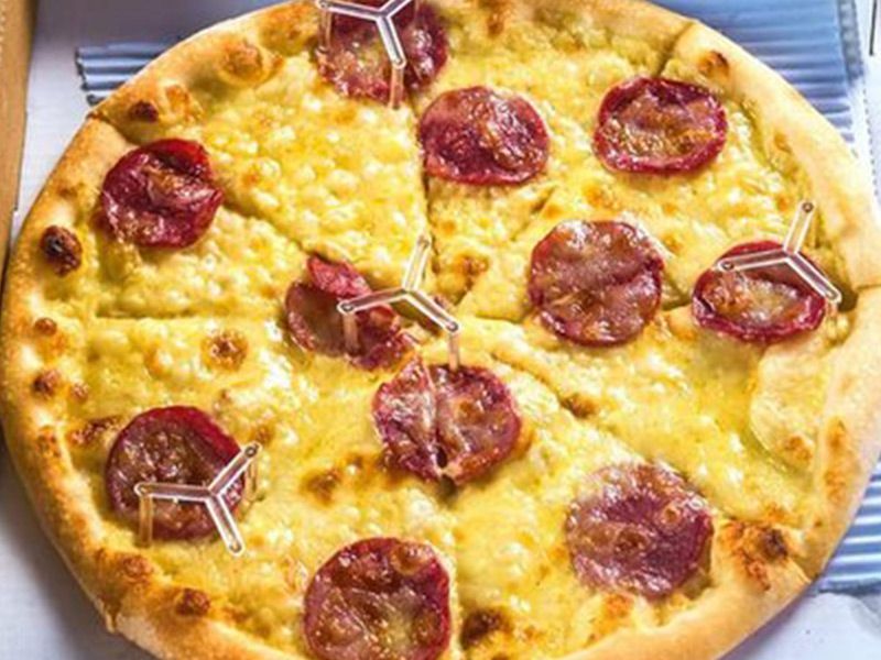 Salmon Slices Pizza