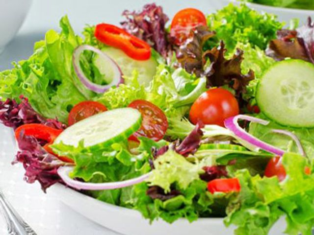 Baladi Salad