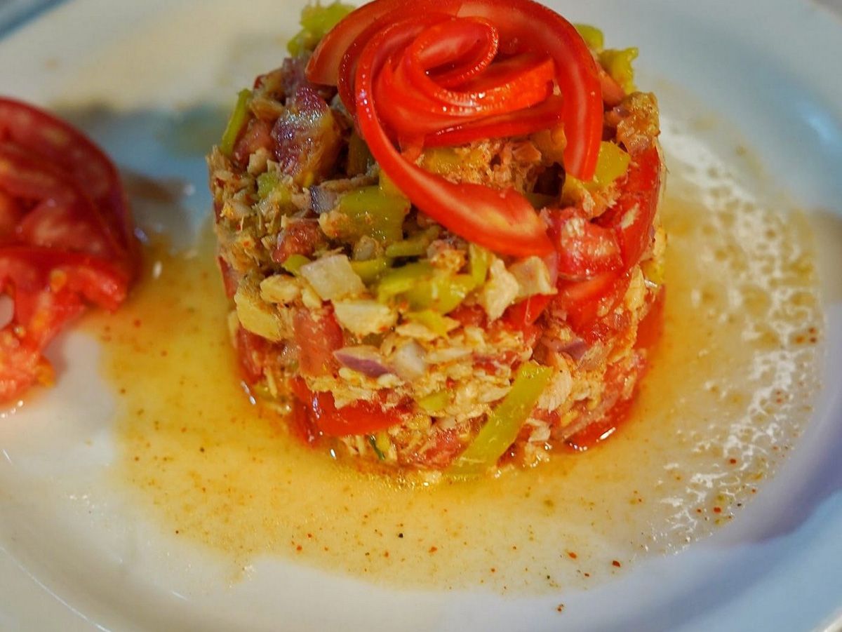 Special Jojo Fish salad