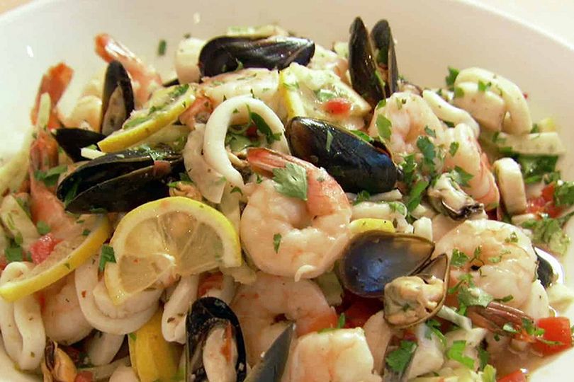 SEAFOOD SALAD