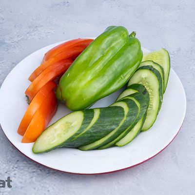 طبق سلطة ترنشات