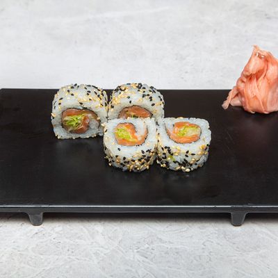 SALMON Ura Maki
