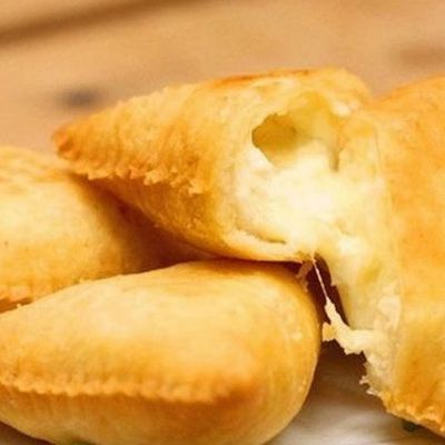 Cheese samosa