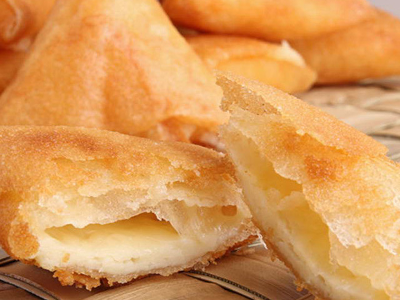 Fried Sambousek With Cheese