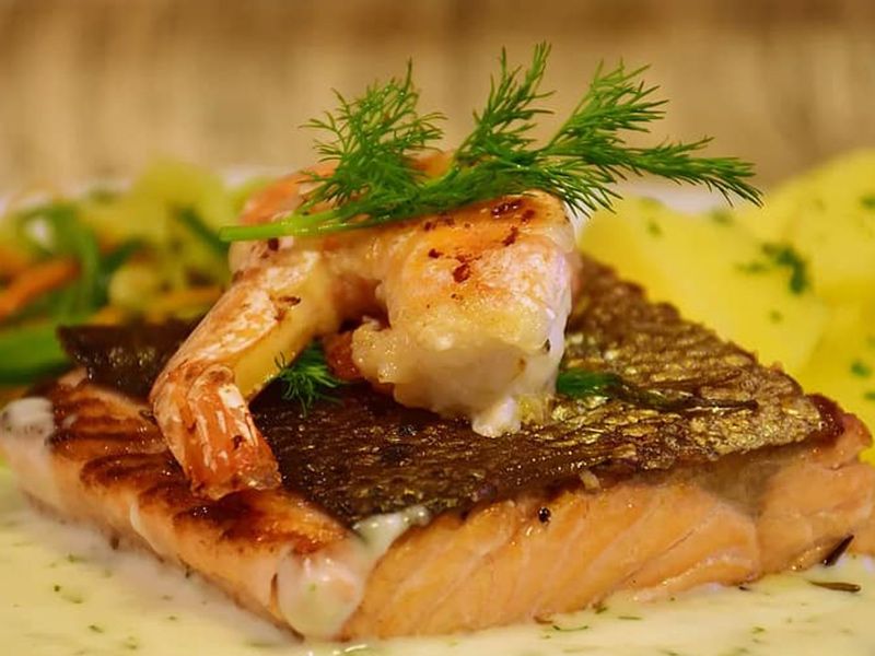 Fish Fillet With Shrimp Platter