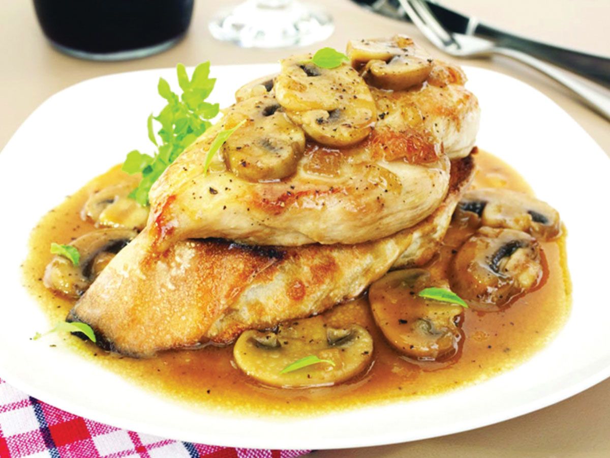 Fish Fillet with Garlic sauce Dish