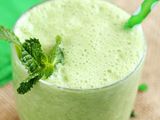 Lemon and mint smoothie