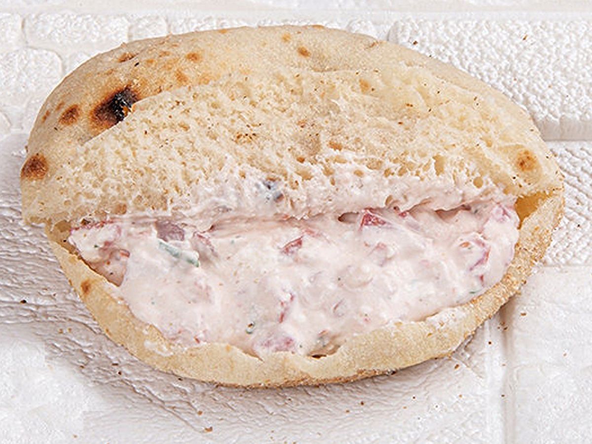 Cheese with tomatoes sandwich